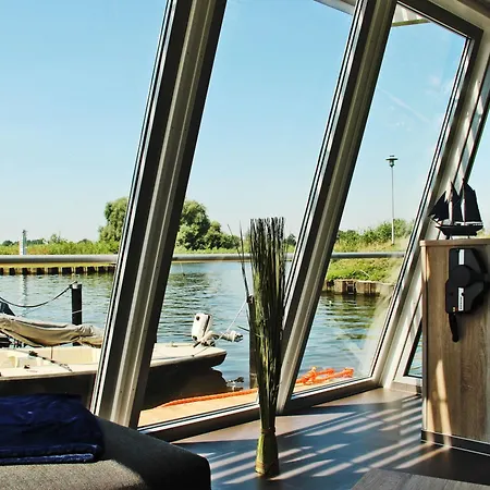 Hausboot Xenia In Σπίτι διακοπών Ueckermünde